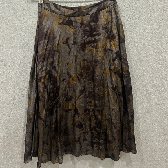 EUC H&M Maxi Skirt - 6 - Picture 2 of 3